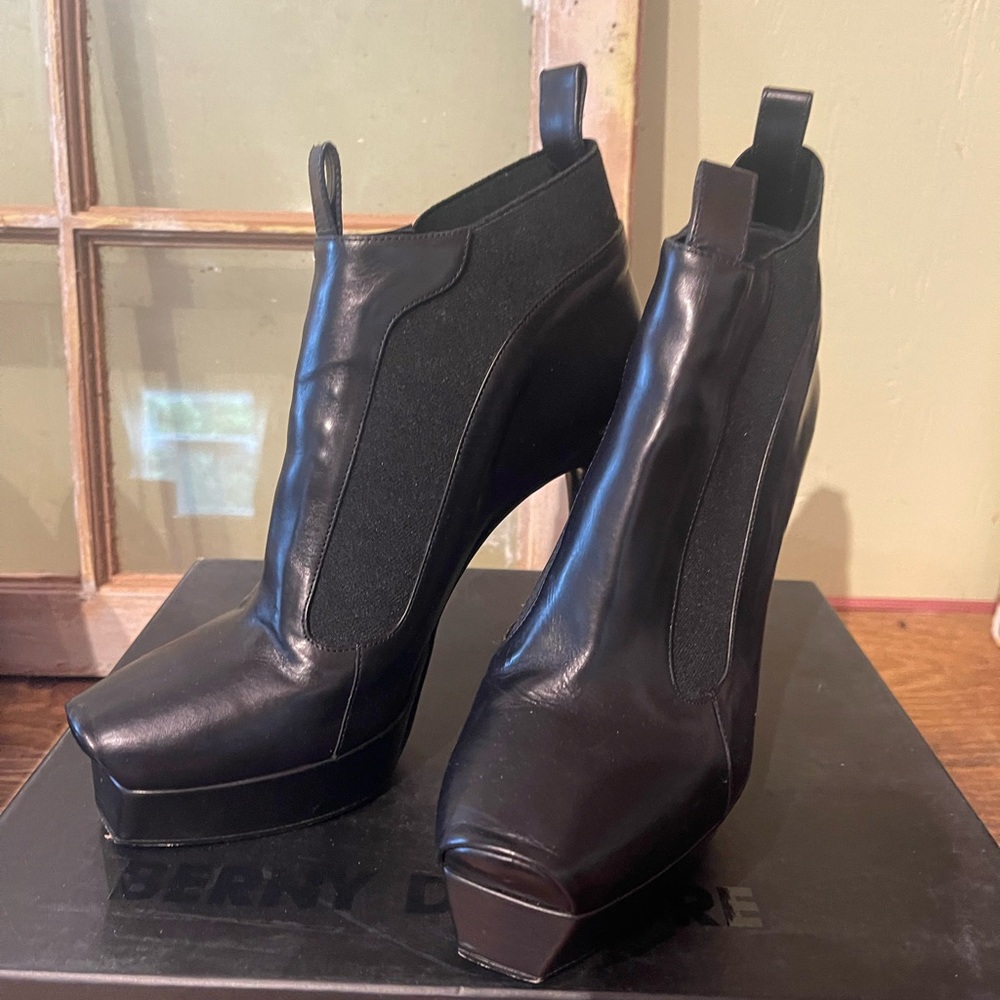 Beny Demore Black Stilettos